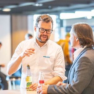 Gerade der fachliche Austausch unter den Schraubexperten untereinander ist das, was die Regionalmesse Schraubtec ausmacht.(Bild:  Amelie Jehmlich/ART n Photo)