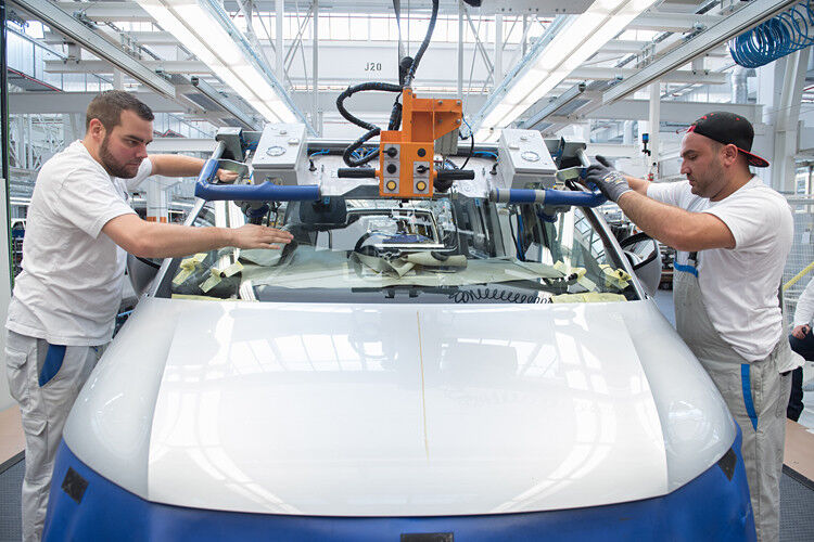 Das mehrstufige Umbauprogramm hat bereits 2013 begonnen und wird voraussichtlich bis Ende 2016 dauern. (Foto: VW)