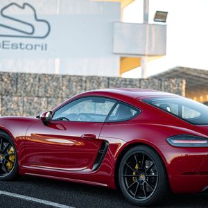 Die Baureihe 718 – dahinter verbergen sich Cayman und Boxster – dürfte spätestens 2023 erneuert werden.(Bild:  Porsche)
