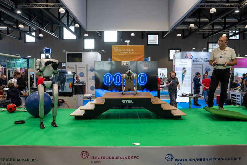Vues du Salon des Métiers et de la Formation de Lausanne 2025 (Source : © Gabriel Lado)