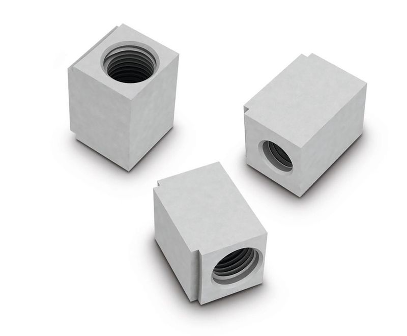 Den Spagat zwischen Miniaturisierung und einem geringen Übergangswiderstand schafft Würth Elektronik eiSos mit seinen SMD-Terminals der REDCUBE-Reihe. Diese Wire-to-Board- bzw. Board-to-Board-Verbindungen sind sogar vertikal (90°) einsetzbar.
