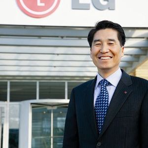 Uk Jung, bis Ende des Jahres CEO von LG Deutschland, kehrt nach Korea zurück und übernimmt Verantwortung für die LED-Lighting-Sparte.