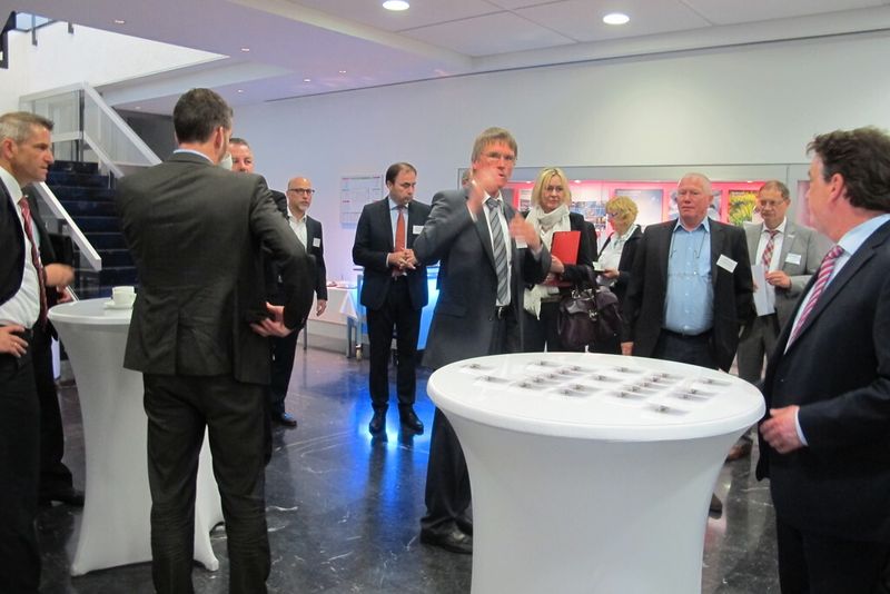 Ernst Grigat bittet zur Vorstelllung der Chemielogistikstudie. (Bild: Ernhofer/PROCESS)