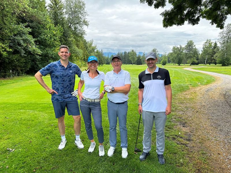 (v. l.) Felix Oberländer (Bechtle), Alexandra Klokkers (Woodmark), Frank Händler (pdv-systeme) und Dr. Peter Heinrich (Cisco). (Bild: Vogel IT-Medien GmbH)