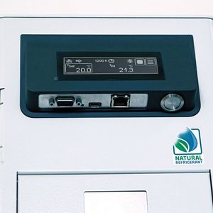 2 Mit der intuitiven Menüführung sind alle Funktionen einfach und schnell erreichbar. Klare Warnhinweise und verständliche Meldungen gewährleisten jederzeit einen sicheren Umgang mit den Geräten. Neben RS232- und USB-C-Schnittstelle sind Valegro-Umlaufkühler auch mit Ethernet (optional) verfügbar. Alle Schnittstellen sind direkt unter dem Display angebracht und von vorne leicht zugänglich. (Bild:  Julabo GmbH)