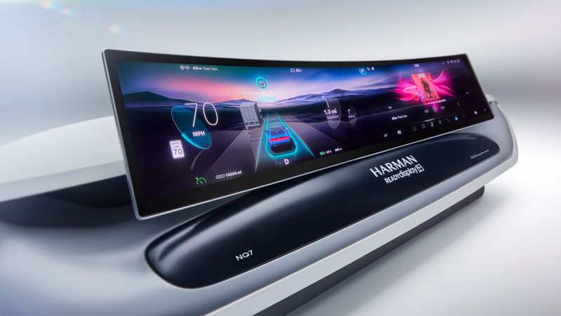 Mit „Ready Display“ baut Harman seine Produktlinie aus. Der Zulieferer nutzt dafür zum Beispiel die Technik „Neo QLED“ von Samsung.(Bild:  Harman)