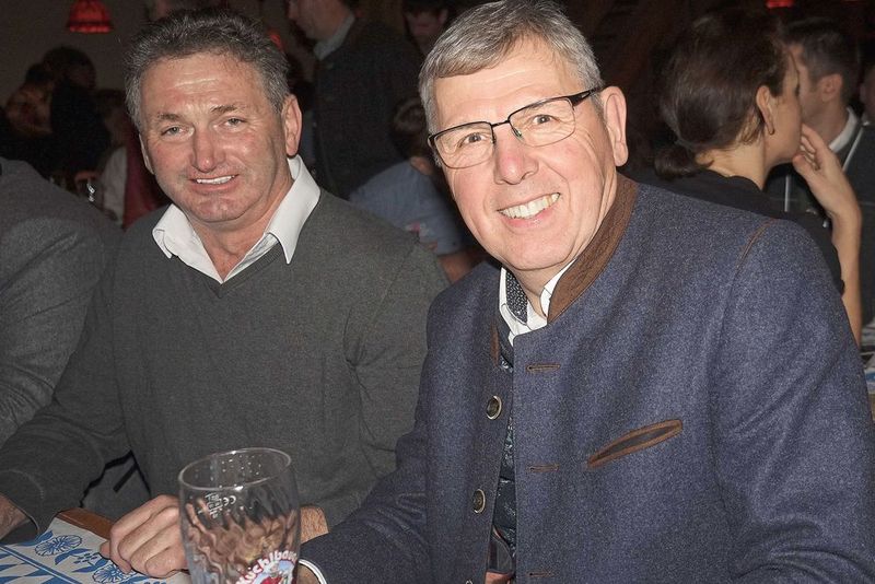 Obermeister-Doppel: Michael Krammer (Kfz-Innung Niederbayern, li.) und Johann Bader (Kfz-Innung München und Oberbayern). (Bild: Zietz/»kfz-betrieb«)