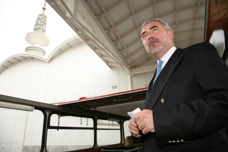 „Die Architektur stellt eine gelungene Symbiose aus Funktionalität und Ästhetik dar. So wird Hamburg als Messestandort für Aussteller und Besucher noch attraktiver“, freut sich Messechef Bernd Aufderheide. (Archiv: Vogel Business Media)