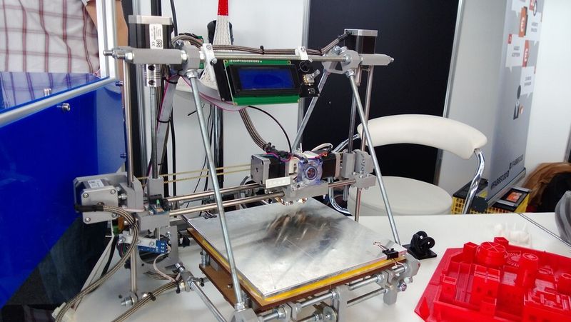 3D-Drucker von German RepRap (Bild: D.Quitter, konstruktionspraxis)
