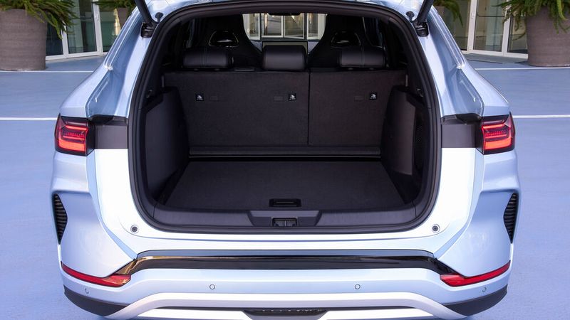Der Kofferraum fasst bis zu 1.440 Liter. (Bild: BYD)