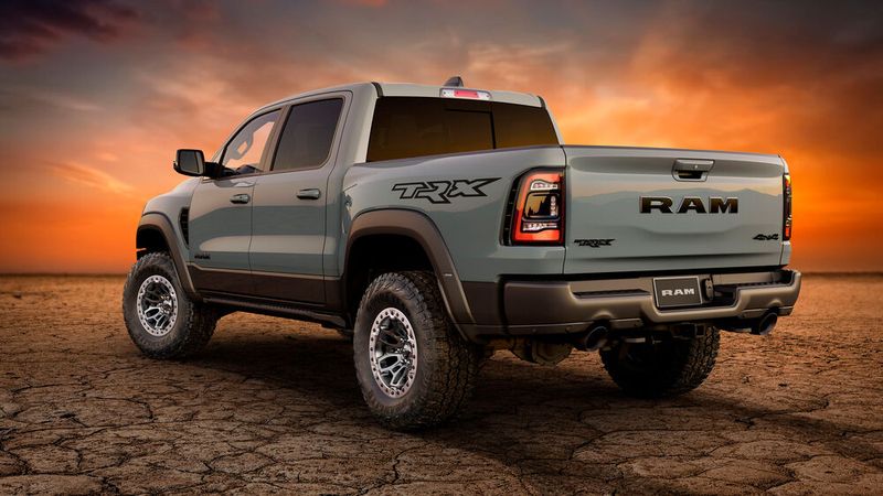 Der Monster-Pick-up leistet über 700 PS. (Bild: FCA)