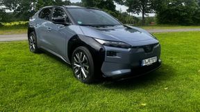 Ende 2026 wird Subaru drei Stromer im Angebot haben, unter anderem den überarbeiteten Solterra. (Bild: Simon – VCG)