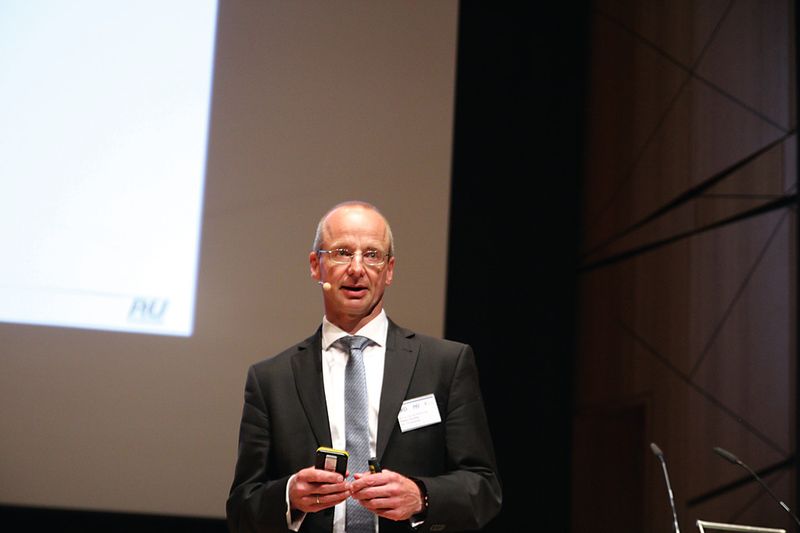 „In etlichen Unternehmen fangen die Gedanken um Industrie 4.0 an zu reifen“, beobachtet Prof. Peter Groche, Leiter des PtU. (Bild: Itasse)