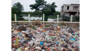 Schätzungsweise drei bis fünf Prozent des weltweit produzierten Plastiks landen in der Umwelt. (Bild: Rebecca Lahl)