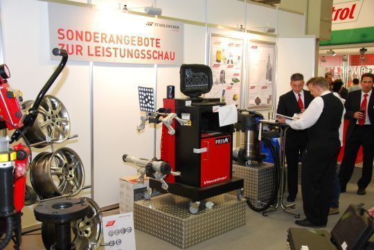 Die verschiedenen Sonderangebote der Leistungsschau fanden schnell einen Käufer. (Archiv: Vogel Business Media)