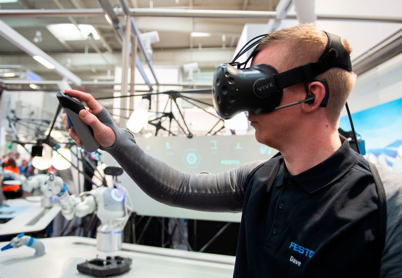 Presse-Highlight-Tour am 22. April 2018: Festo, Halle 15, Stand D11 (Bild: Deutsche Messe)