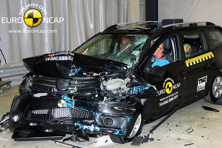 Deutlich abgewertet: Nur magere drei Sterne erhielt der Lowbudget-Kombi Dacia Logan MCV (ab 7.990 Euro). Die nur mittelmäßige Sicherheitswertung begründeten die NCAP-Tester mit der mangelhaften Insassensicherheit. (Foto: NCAP)