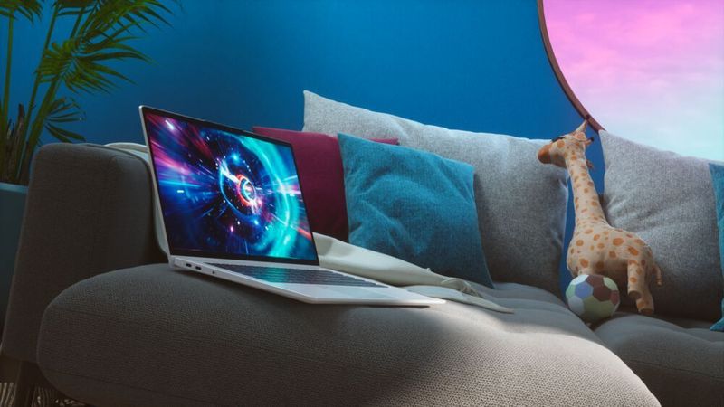 Das IdeaPad 5G setzt auf die Snapdragon 8cx-5G-Rechenplattform, die Adreno-680-Grafik sowie das Snapdragon X55-Modem-RF-System. (Lenovo)