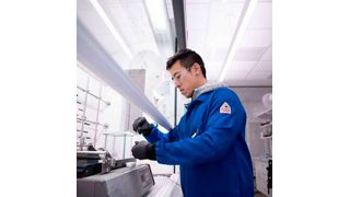 Steven Lee, a graduate student in professor Arumugam Manthiram's lab at UT. (Source: The University of Texas at Austin )