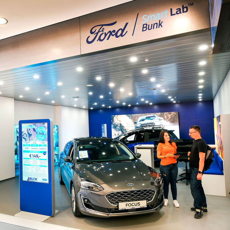 In der Saarbrückener Europa-Galerie ist das deutschlandweit erste „Ford Smart Lab“ an den Start gegangen.
