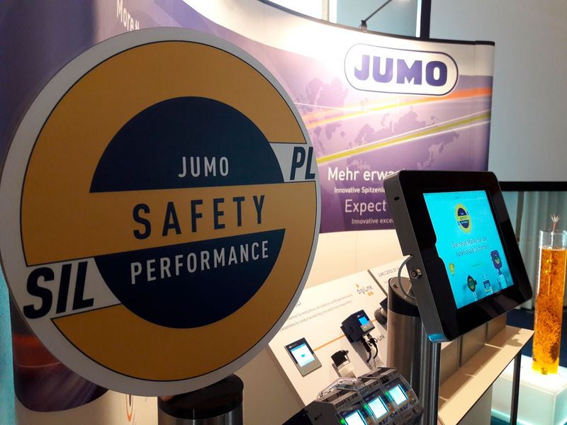 Jumo bündelt die Produktions- und Lösungskompetenz zu den Themen SIL (Safety Integrity Level) und PL (Performance Level) in der neuen Marke JSP (Jumo Safety performance). Neben dem neuen Logo, sollen JSP-Produkte durch die Farbe Gelb gekennzeichnet sein. (PROCESS)