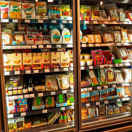 Examples of UPFs are prepackaged soups, sauces, frozen pizza, ready-to-eat meals, hot dogs, sausages, sodas, ice cream, and store-bought cookies, cakes, candies, and doughnuts. Examples of UPFs are prepackaged soups, sauces, frozen pizza, ready-to-eat meals, hot dogs, sausages, sodas, ice cream, and store-bought cookies, cakes, candies, and doughnuts.