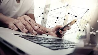 Immer mehr Geräte sind im Haushalt drahtlos online. So steigen die Anforderungen an die Bandbreite und die Stabilität der Internetverbindung. Mesh-WLAN sorgt für eine optimale Netzabdeckung. (Bild: ISKRATEL)