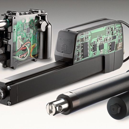 Thomson präsentierte auf der diesjährigen Bauma u.a. sein umfrangreiches Programm elektromechanischer Linearaktuatoren.(Bild:  Thomson IndustriesPictureboy Creative 2005)