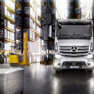 Den neuen Antos hat Mercedes für den schweren Verteilerverkehr konzipiert.
