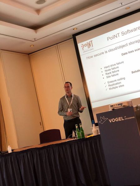 Focus on Cloud Management: Manfred Rosendahl von Point Software erläutert, wie sich Object Storage im PB-Bereich am besten sichern lässt. (Vogel IT-Akademie)