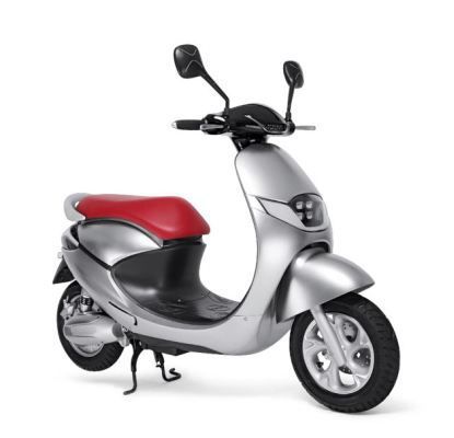 C-One – Red Dot Award 2017: Der Elektroroller von Jiangsu TAILG Vehicle Technology, Wuxi, China, ist ein intelligenter Elektroroller, der innovative Funktionen mit einem prägnanten Erscheinungsbild kombiniert. Die Formgebung ist vom Aussehen des im südlichen Australien beheimateten Trauerschwans inspiriert. Ein Elektroschloss und eine doppelte elektrische Befestigung verringern das Risiko eines Diebstahls. Das Smartphone des Fahrers lässt sich via Bluetooth mit dem C-one koppeln, um während der Fahrt Musik zu hören. (Bild: Jiangsu TAILG/Red Dot)