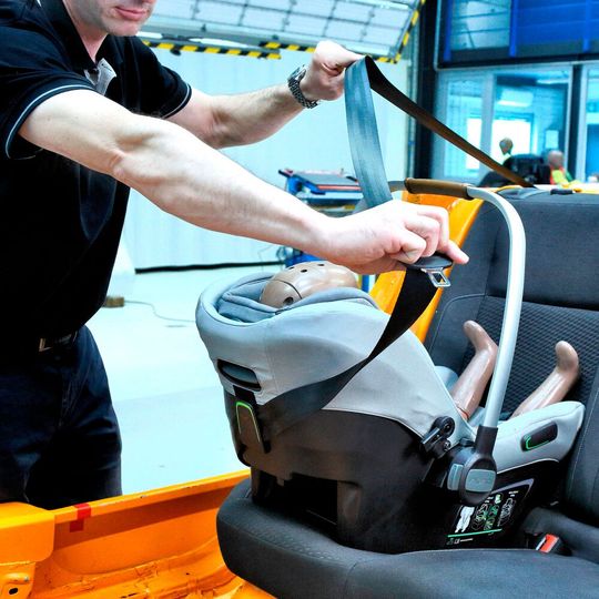 Die meisten Kindersitze überzeugen im ADAC-Test.(Bild:  ADAC/ Ralph Wagner)