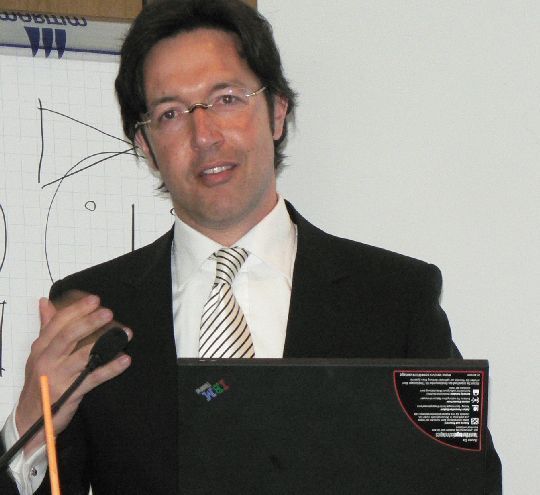 Dr. Frank Zurlino, Leiter Strategie und Change, IBM Deutschland in Stuttgart referierte über: „CEO Studie - das Unternehmen mit Zukunft“.   (Archiv: Vogel Business Media)