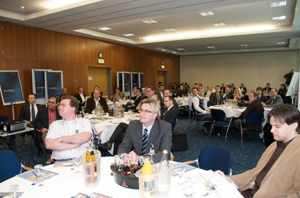 Die Veranstaltung begann mit einer Begrüßung durch VMware und die IT-BUSINESS Akademie. (Archiv: Vogel Business Media)