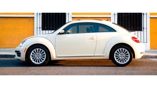 Volkswagen legt in den USA eine „Final Edition“ des VW Beetles auf.  (Volkswagen)