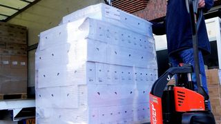 Wegen seiner kompakten Abmessungen ist der EPT 12EZ vor allem für den Einsatz im Einzelhandel geeignet, aber auch als Mitnahmegerät für Lkw. (EP Solutions)