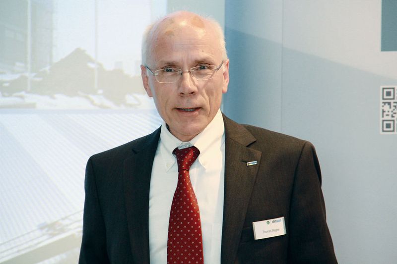 Thomas Wagner, Geschäftsführer der EBM-Papst Mulfingen GmbH & Co. KG: „Wir haben in jedem Produktionsbereich einen Lean-Experten freigestellt, der sich dort um die weitere Fortentwicklung kümmert.“ (Reinhold Schäfer)