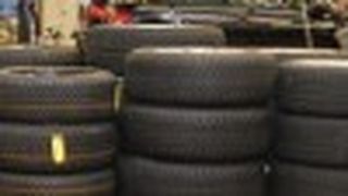 Die rund fünfwöchige Räderwechselphase im Frühjahr und Herbst belastet die Serviceabläufe der Kfz-Betriebe. Sie kann zu Kapazitätsengpässen in der Werkstatt führen und das eigentliche Servicegeschäft beeinträchtigen. (Foto: Rubbel)