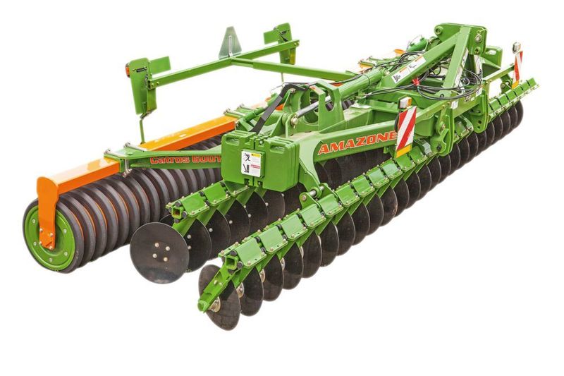 Die Scheibenegge Catros 6001-2 mit Keilringwalze. (Amazone-Werke H. Dreyer)