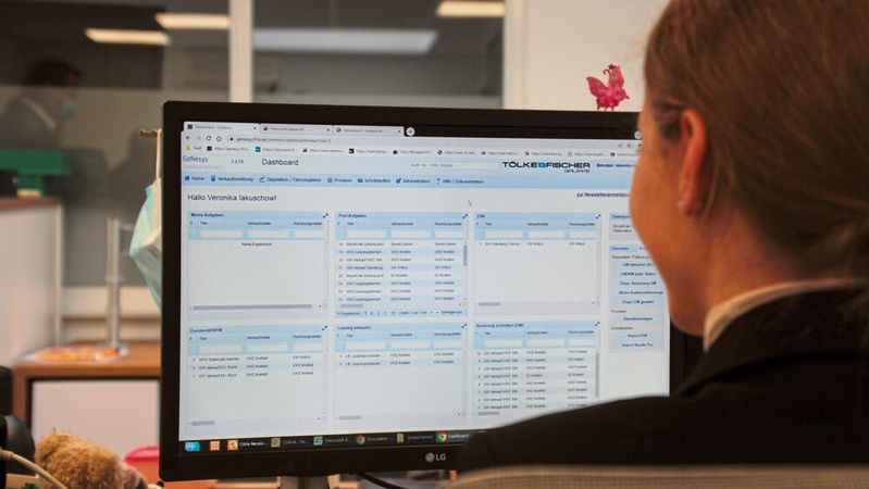 Im Autohaus Tölke & Fischer ist Genesys die zentrale Software für das Vertriebsgeschäft.(Bild:  Achter Autohaus Software)