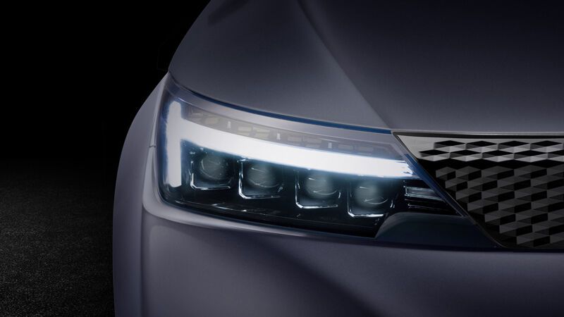 Neben LED-Tagfahrlichtern verspricht das Unternehmen Laserscheinwerfer. Der Preis: 49.990 Euro abzüglich Förderung. (Bild: Elaris)