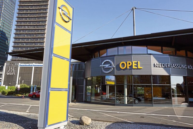 Seine erste deutsche Opel-Niederlassung eröffnet PSA Retail jetzt im Kölner Süden.  (PSA)