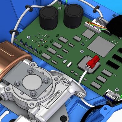 Die historisch getrennt gewachsenen Disziplinen Elektronik und Mechanik zusammenzubringen und bei der Produktentwicklung zu synchronisieren, verkürzt die Entwicklungszeiten.  (Bild: Var Group)