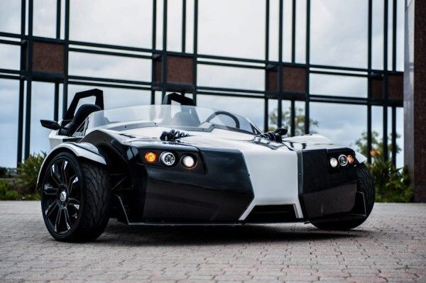 Der Torq Roadster: das elektrisch angetriebene Trike mit 300 kW könnte in einem Batman-Film mitspielen (Epic Electric Vehicles)