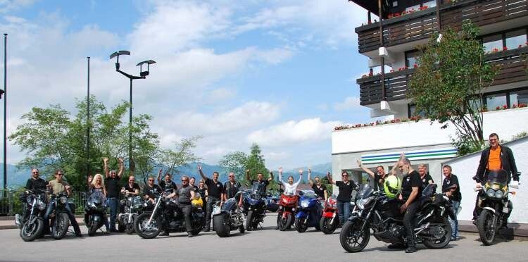 Jeder Fahrstil kam auf seine Kosten: Es waren drei Gruppen unterwegs. (Foto: Stephan Maderner)