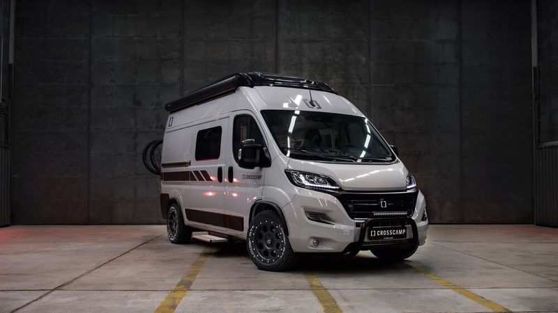 Der Stellantis-Transporter bildet bei Crosscamp erstmals die Basis. (Bild: Crosscamp)