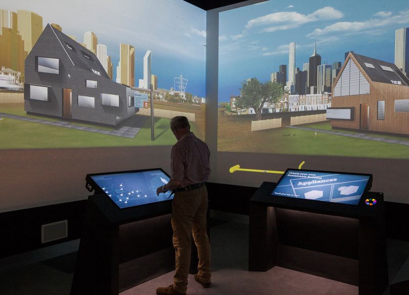 Die interaktive Ausstellung auf 2000 m² Fläche führt laut Siemens die Besucher durch die urbane Infrastruktur der Zukunft ... (Bild: Siemens)