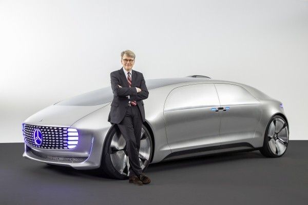 Mercedes-Benz F 015 - Luxury in Motion: Prof. Dr. Herbert Kohler, Leiter Konzernforschung & Nachhaltigkeit, Umweltbevollmächtigter der Daimler AG (Mercedes-Benz)