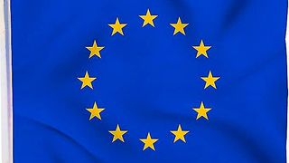 Schön wär`s! Nach neuesten Meldungen aus Brüssel, will die EU-Kommission definitiv die Bürokratie für die Industrie abbauen. Manche klatschen, andere meckern ... (Bild: Flaggranti)