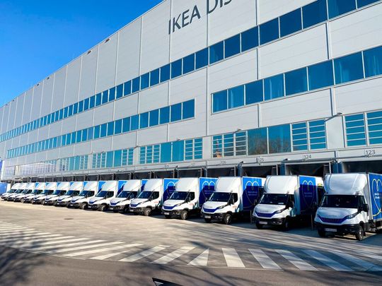 Panoramabild der Quantron-QLI-Zero-Emission-Flotte.(Bild:  Quantron)